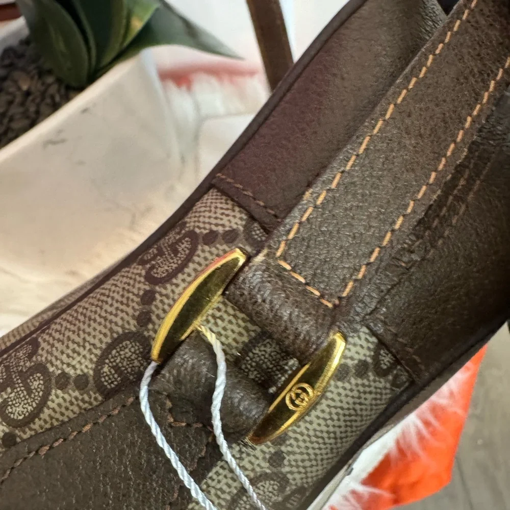 Gucci Brown Canvas and Leather Shoulder Bag with Red & Green Web - Picture 5 of 16